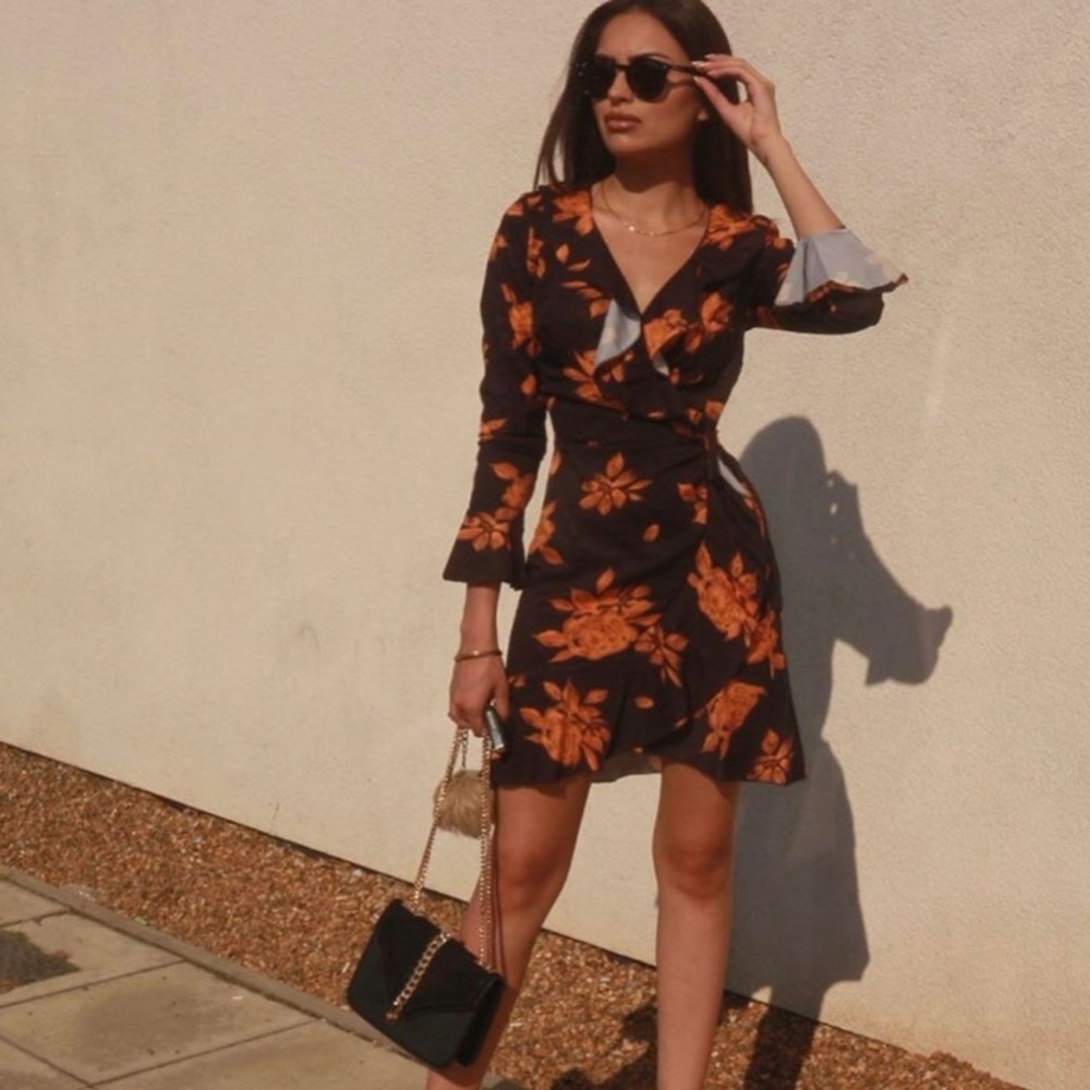 Floral Wrap Front Mini Dress ✨